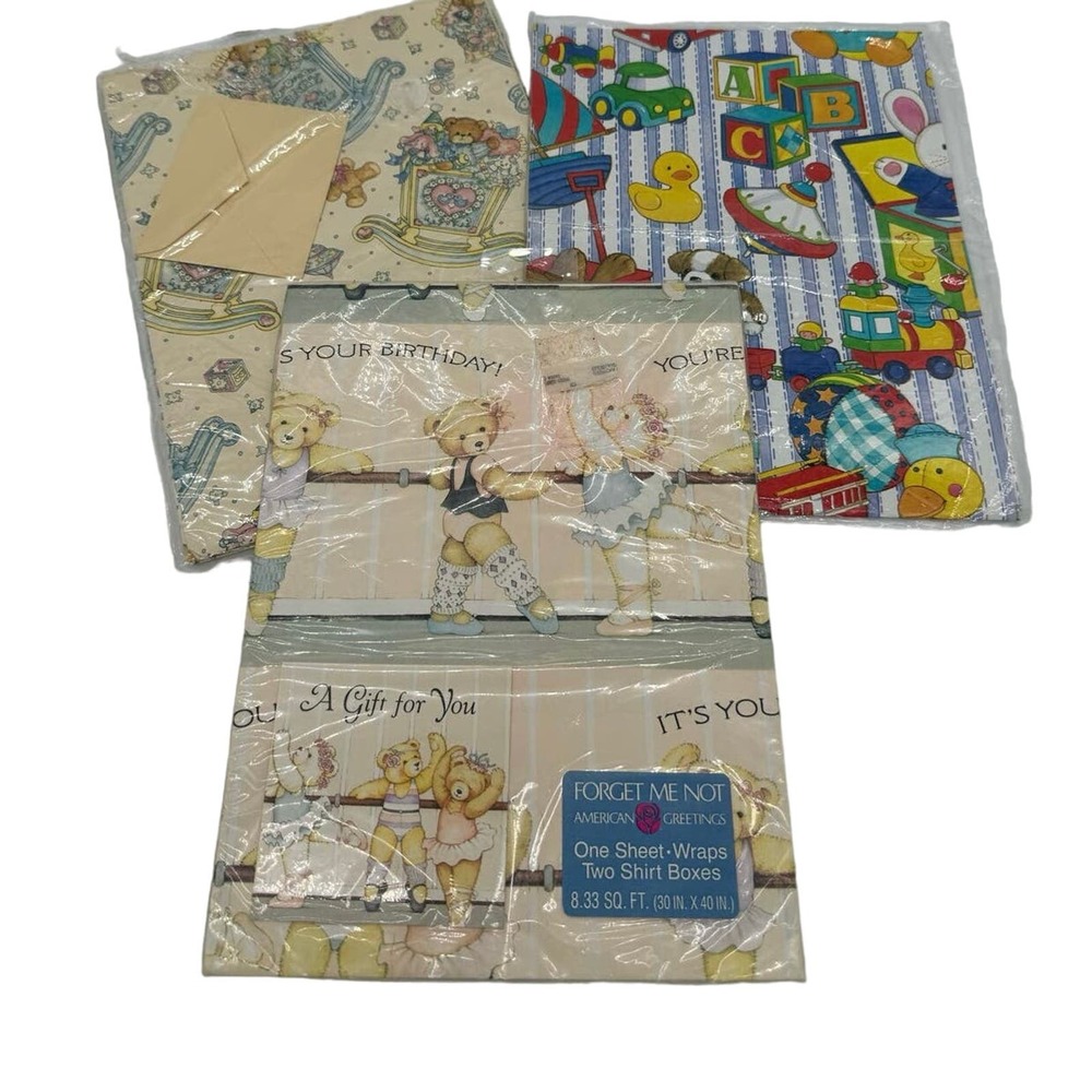 Lot Vintage American‎ Greetings Gift Wrap Teddy Bear